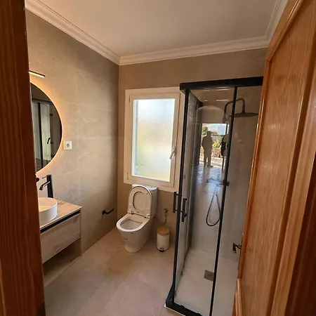 Gabriela 8 Pax בית נופש